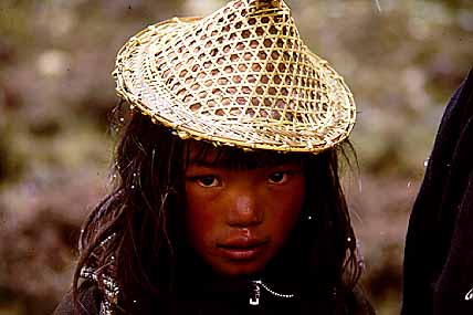 Please wait for a moment.