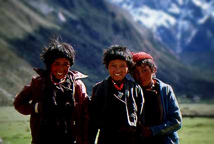 Please wait for a moment.