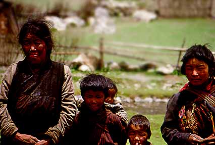 Please wait for a moment.