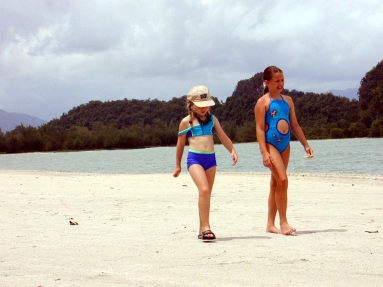 �r�[�`���̎q